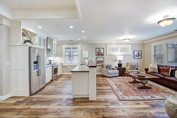 1650 Sq. Ft. Open Floor Plan