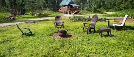 Fire Pit and cabin. Fire wood is provided.
