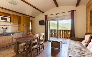Prepare meals in the privacy of your own kitchenette and enjoy them at the dining table.