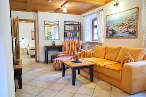 Ferienwohnung-2, 51 m², parterre, lichtdurchflutet-001a