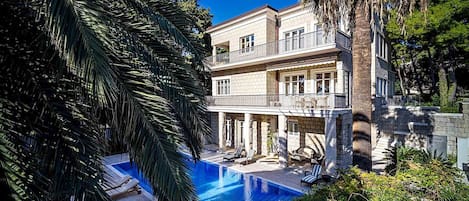 Exclusive Seafront Villa | 5 Bedrooms | Villa Mestro | Outdoor Pool & Magical Sea Views | Split by Villamore