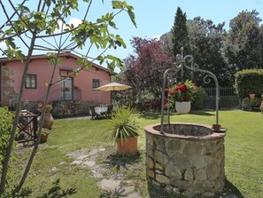 Pflanze, Eigentum, Blumentopf, Himmel, Blume, Baum, Grundstueck, Biome, Gebäude, Hütte