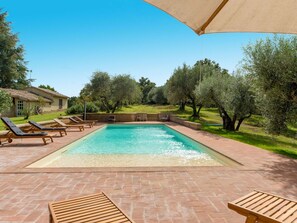 Piscine, Propriété, Immobilier, Domicile, Maison, Biens, Bâtiment, Arrière-Cour, Herbe, Loisir