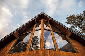 32 foot windows with a panoramic view