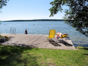 Acqua, Giallo, Erba, Lago, Riva, Estate, Albero, Vacanza, Tempo Libero, Banca