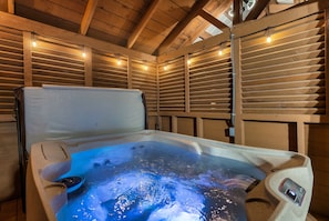 Private Hot Tub: "The hot tub was fantastic!" - Mitchell