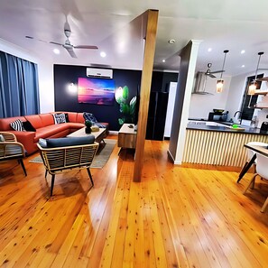 Lounge, Kitchen and Dining Area