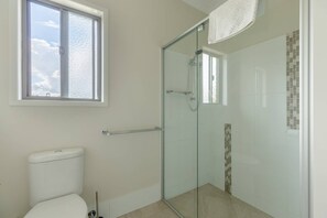 Ensuite 2