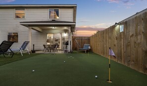 Challenge your friends to a putting contest