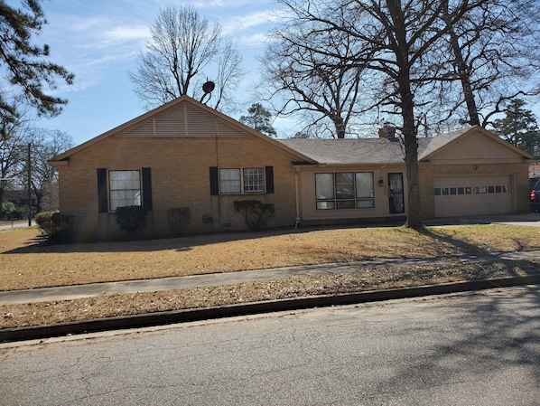 Side of house with a 2 car garage 