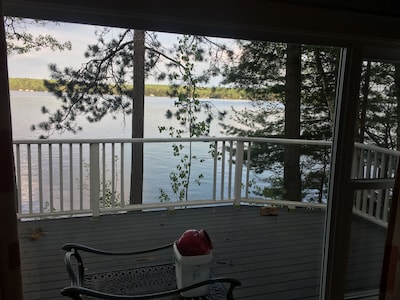 Charming Four Season Cottage  on Lake Muskoka