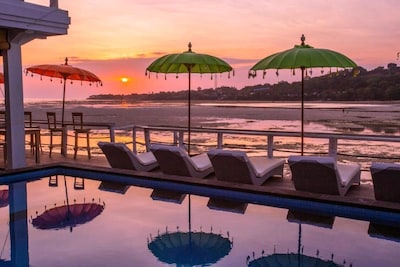 Nusa Lembongan Ocean 4 adult Private Beachfront