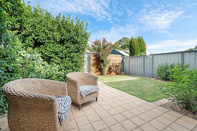 Charming one Bedroom in Adelaide,  St Peters