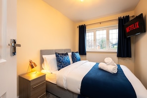 Sapphire Room - Double bed