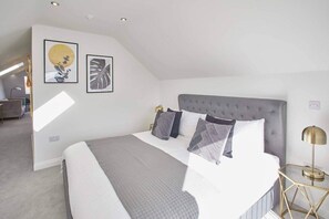 The Penthouse, Hudsons Yard House, Whitby - Stay North Yorkshire