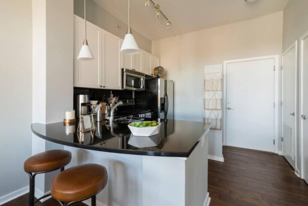 Stunning 1br in the heart of Dilworth & South End