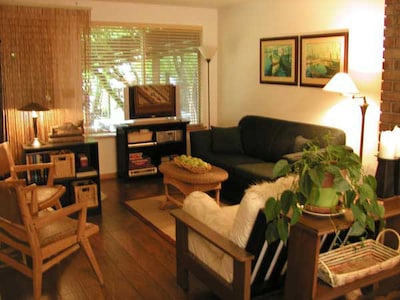 Bamboo Hideaway-no cleaning fee