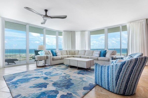 Caribe Resort C1110 Living Room