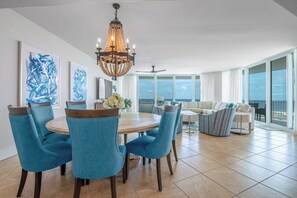 Caribe Resort C1110 Dining Room
