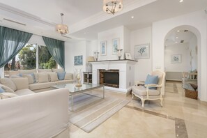 living room villa penati la quinta