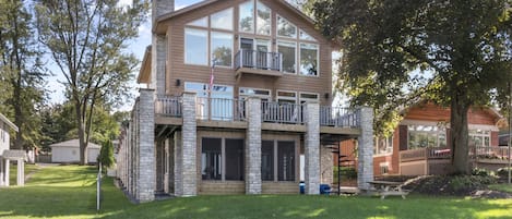 House - Lake facing view