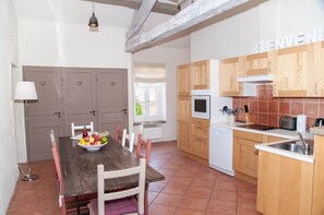 Coté Vignes -Cuisine Salle à manger