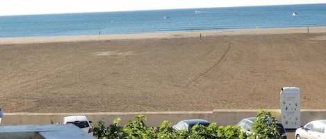 vue du balcon  de l'appartement