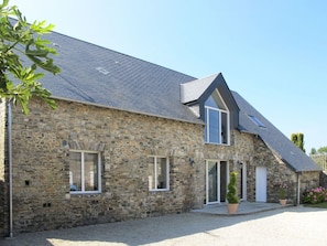 Bâtiment, Plante, Ciel, Fenêtre, Maison, Porte, Arbre, Chalet, Façade