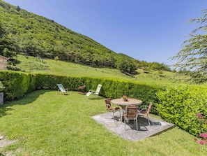 Sky, Plant, Plant Community, Furniture, Natural Landscape, Mountain, Tree, Land Lot, Table, Outdoor Furniture