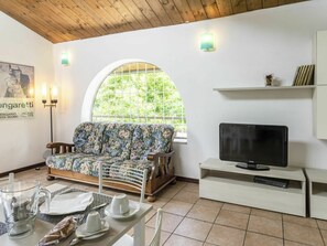 Pièce, Propriété, Meubles, Salon, Design Intérieur, Bâtiment, Maison, Plafond, Table, Immobilier