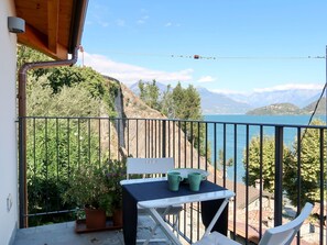 Property, House, Building, Balcony, Room, Real Estate, Apartment, Cottage, Tree, Vacation