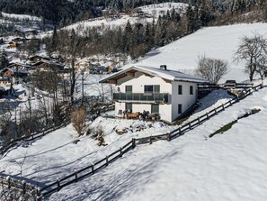 Schnee, Gebäude, Fenster, Berg, Steigung, Haus, Baum, Einfrieren, Landschaft, Hütte