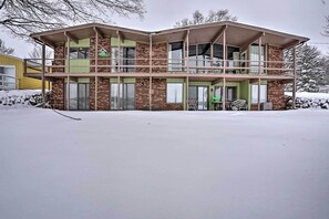 Exterior | Covered Deck | Lake Views