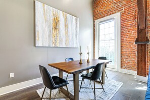 Open-concept living, kitchen, and dining area with ample seating for you and your guests. 55” Samsung Smart 4K TV for streaming and DIRECTV Entertainment. Dining table seats four. Enjoy plenty of natural light!