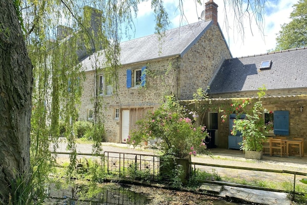 Extérieur maison de vacances [été]