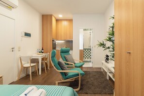 You’ll find a cozy flat which will provide you a great atmosphere.