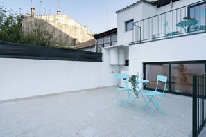 The apartment has an incredible terrace where you can relax with your friends.