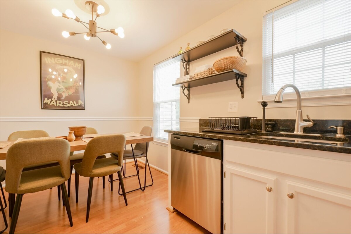 ClintonCrest: Private Yard & Near DC