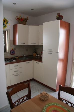 Fully equipped kitchen