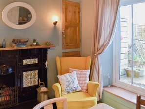 Dining room | Cledan, Penmon, near Llangoed
