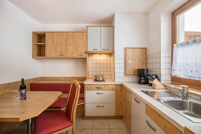 Accogliente Appartamento nella Fattoria Wollbach - Gruberhof con Wi-Fi, Balcone e Vista Montagna; Parcheggio disponibile, Animali domestici ammessi