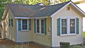 Rear view of the cottage.