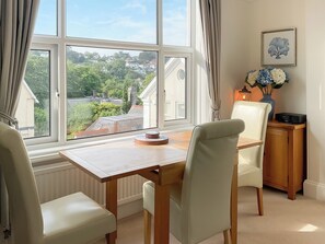 Dining Area | Kinbrae Apartment, Torquay