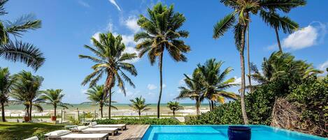 Praia,Vista da piscina,Piscina