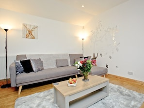 Living area | Hunters Lodge, Kingskerswell