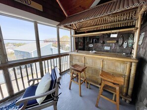 Tiki Bar