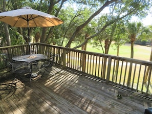 Upper deck overlooks 18th fairway !