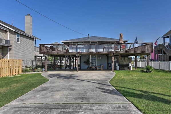 Galveston Vacation Rental | 2BR | 2BA | 1,400 Sq Ft | Exterior Cameras