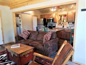 Mountain Majesty - Cozy Cabins LLC