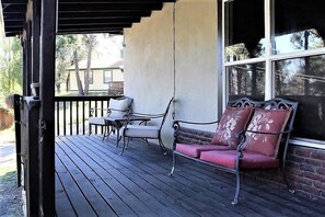 Entry covered deck